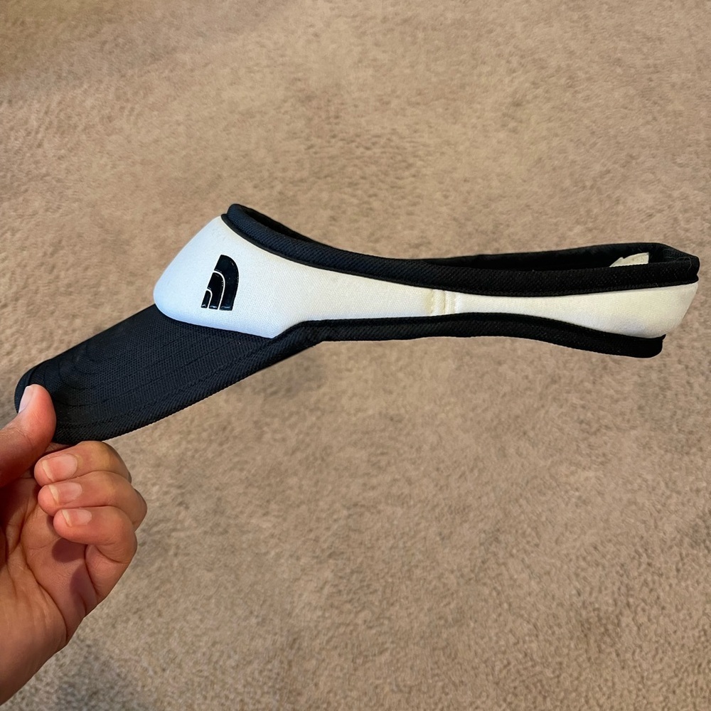 Northface Off-White Everyday Performance Visor On… - image 5
